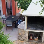Nada With Garden, 80m From The Vakantiehuis Vinišće