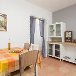 Nada With Garden, 80m From The Vinišće