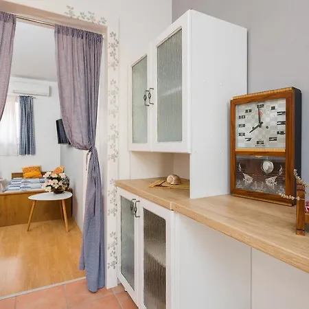 Nada With Garden, 80m From The