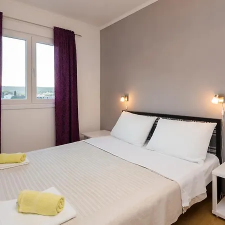 Nada With Garden, 80m From The Vinišće