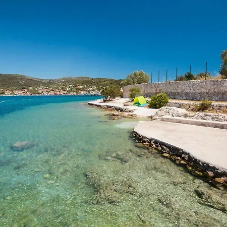 Nada With Garden, 80m From The *